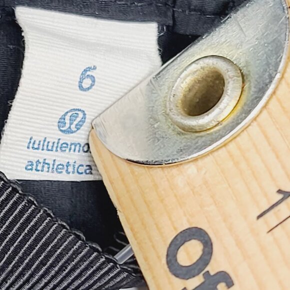 Lululemon Women's Black Fluffed Up Hooded Padded Pullover Puffer Jacket Size 6 - Picture 10 of 12